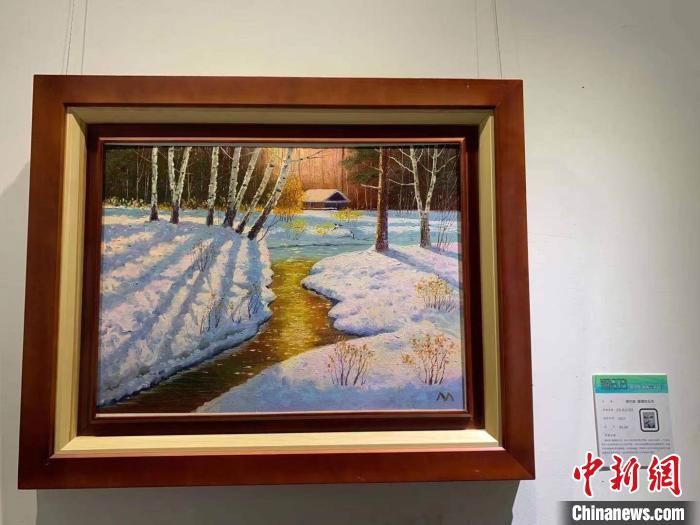 参展的作品。　刘锡菊 摄